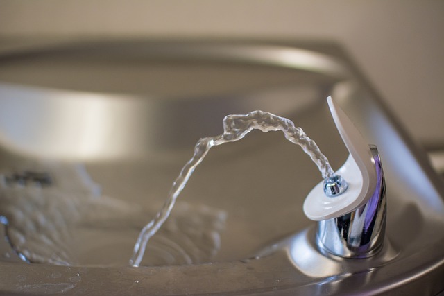 Quels sont les avantages incontestables des fontaines d’eau dans le domaine médical ?