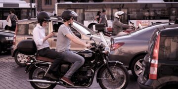 Les véhicules électriques : une révolution dans le secteur des transports