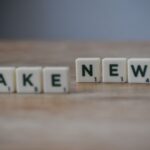 Fake news : comment vérifier une information en 5 réflexes simples